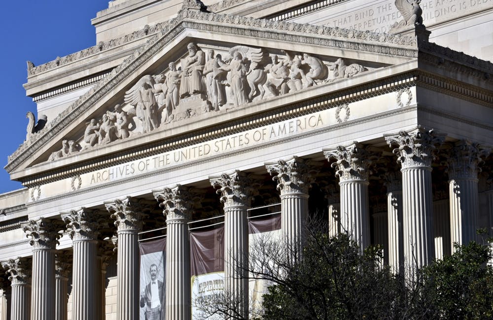 image of The National Archives building in downtown DC. intended to show how the agency's chief records officer is ramping up electronic records management amid approaching deadline.
