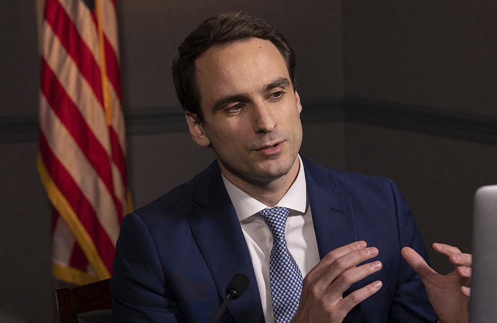 Michael Kratsios gives brief remarks to inaugural cohort of Technology and National Security Fellows in 2020.