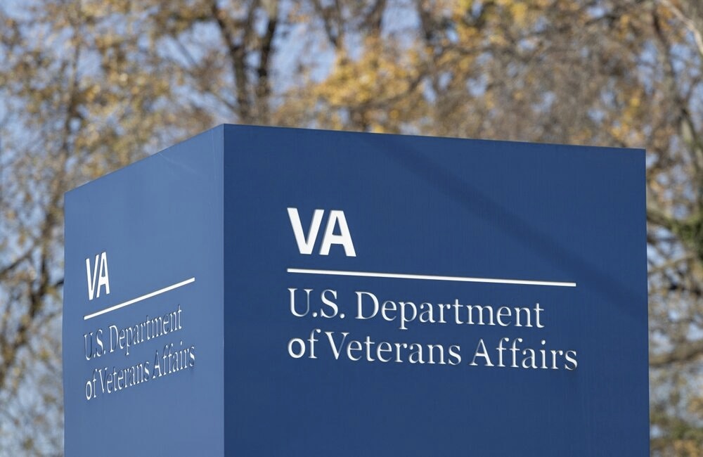 Blue outdoor sign U.S. Department of Veterans Affairs building.
