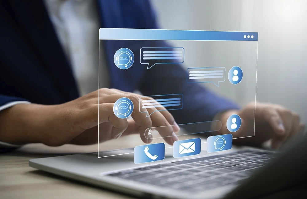 Artificial intelligence chatbot conversation for efficient customer service, Contact us online,AI chatbot assists user with quick and automated responses,Enhancing customer support and communication