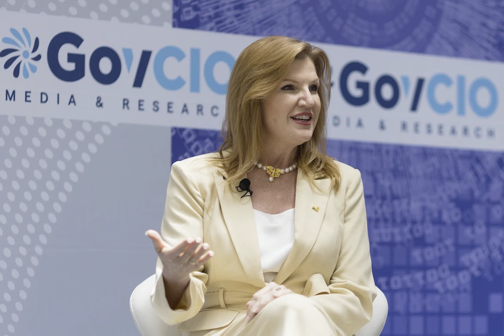 Pentagon CIO Kirsten Davies