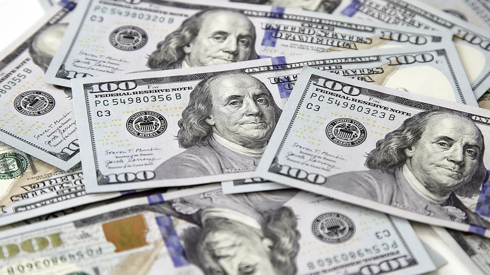 hundred dollar bills