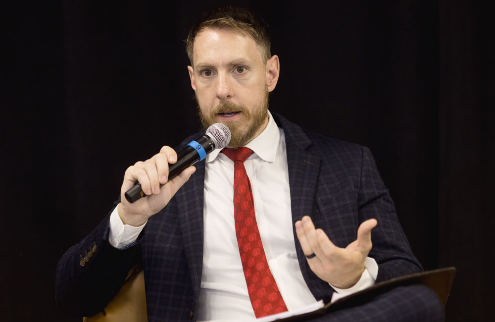 Navy CTO: AI, Data Strategy Gives Service ‘Permission to Sprint’